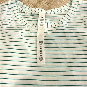 NWOT Lululemon Love Crew in White with Kelley green pinstripe size 6